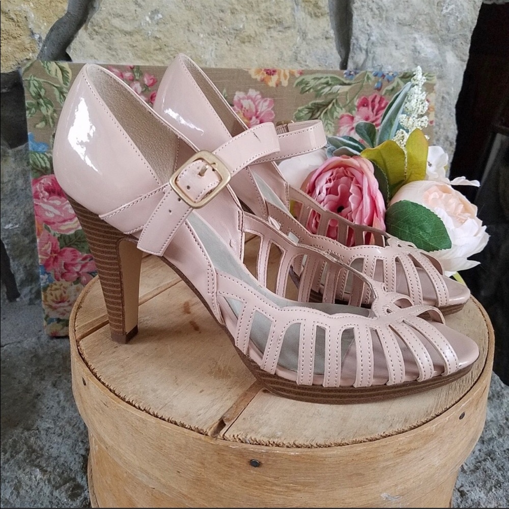 Fioni Pale Pink Patent Leather Peep Toe Heels